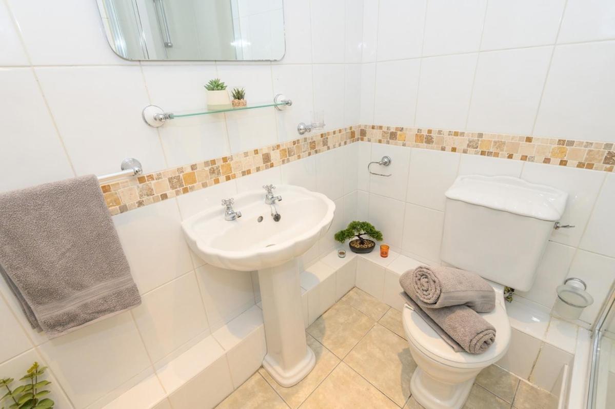 شقة Boutique Flat In Huddersfield Town Centre المظهر الخارجي الصورة