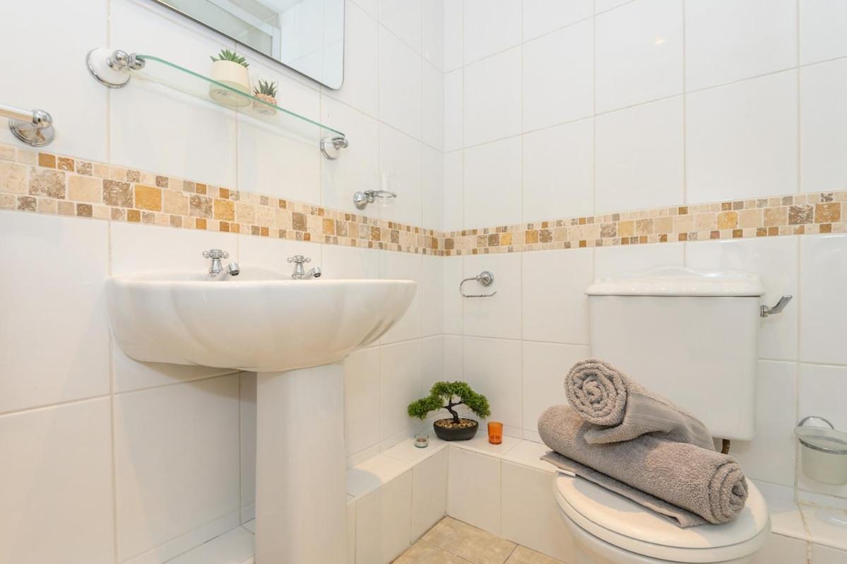 شقة Boutique Flat In Huddersfield Town Centre المظهر الخارجي الصورة