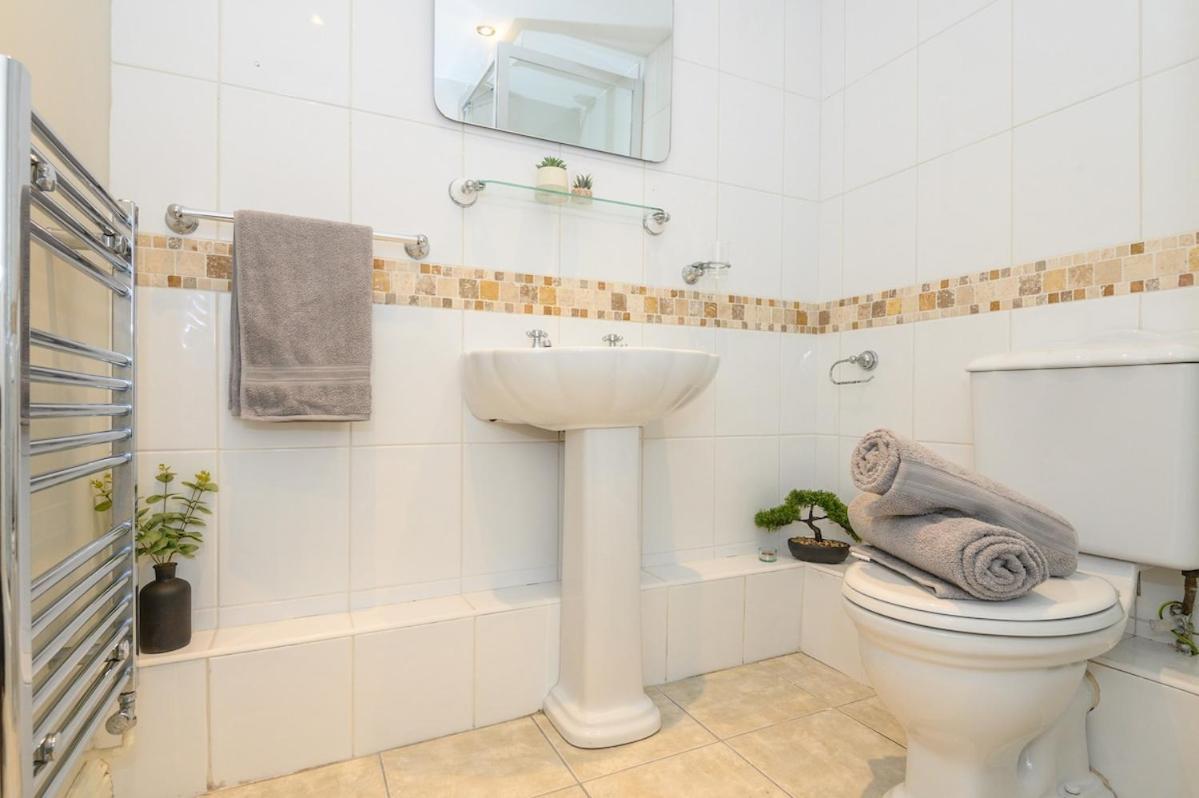 شقة Boutique Flat In Huddersfield Town Centre المظهر الخارجي الصورة